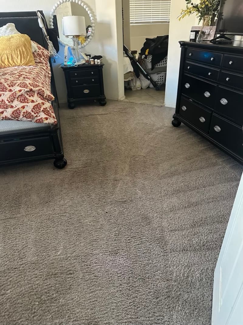 Bedroom carpet after cleaning